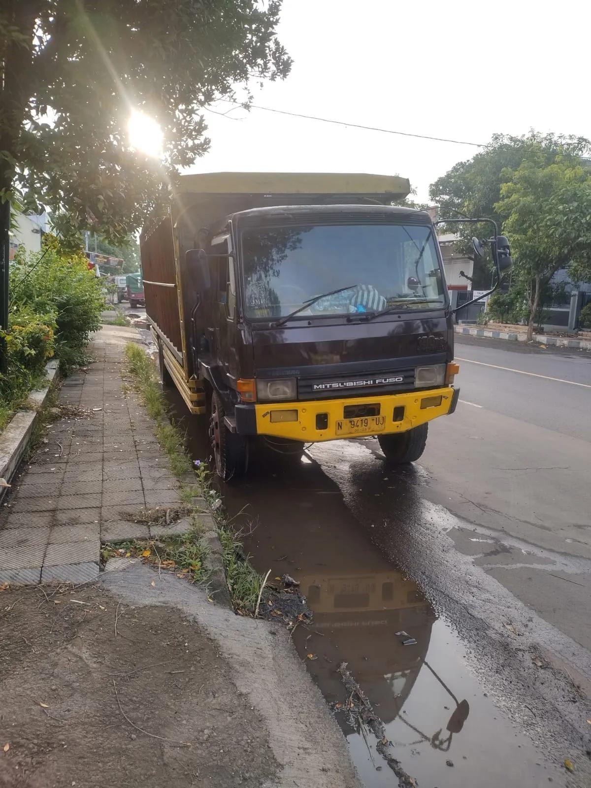 Sewa Truk